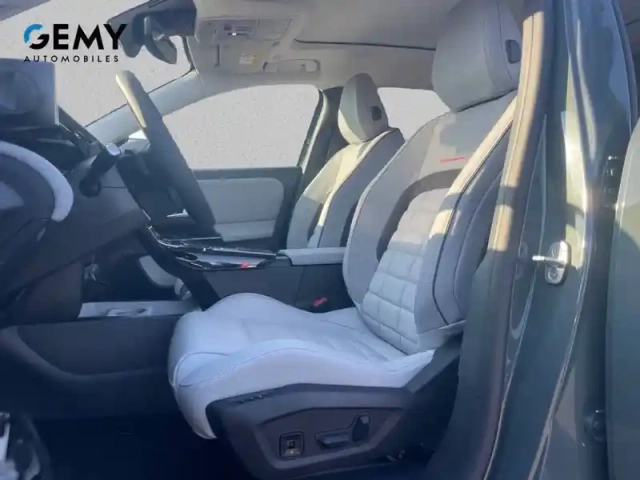 Citroën C5 Aircross hybride rechargeable 225 ch e-eat7 — photo 36