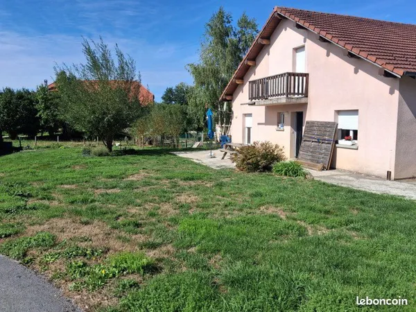 Maison à louer avec jardin