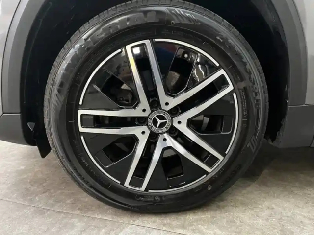 Mercedes Gla 200 business line — photo 9