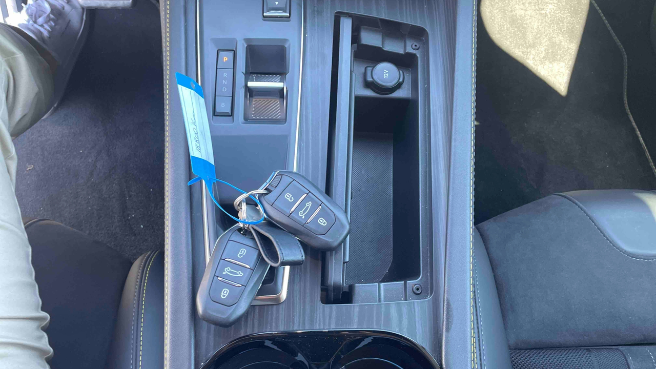 508 Hybrid4 360 e-EAT8 Peugeot Sport Engineered — photo 25