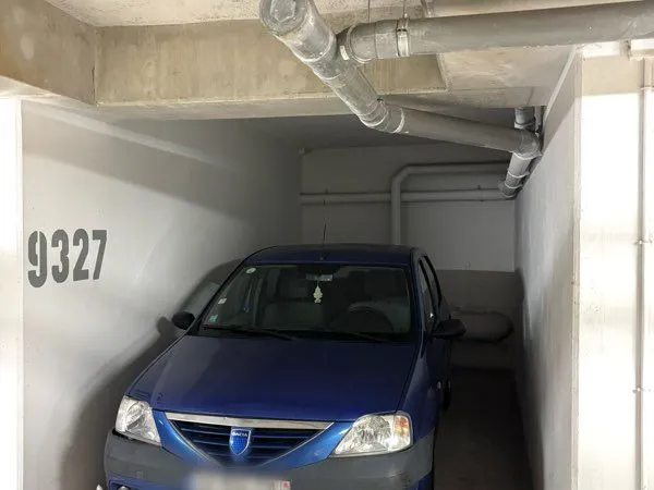 Parking souterrain Romainville Carnot