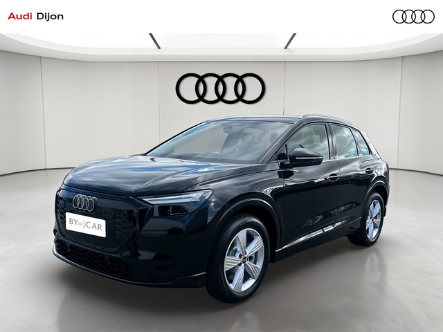 Audi Q4 SUV e-tron Performance Pack Business