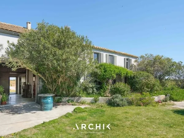 Maison 7 pièces 260 m²