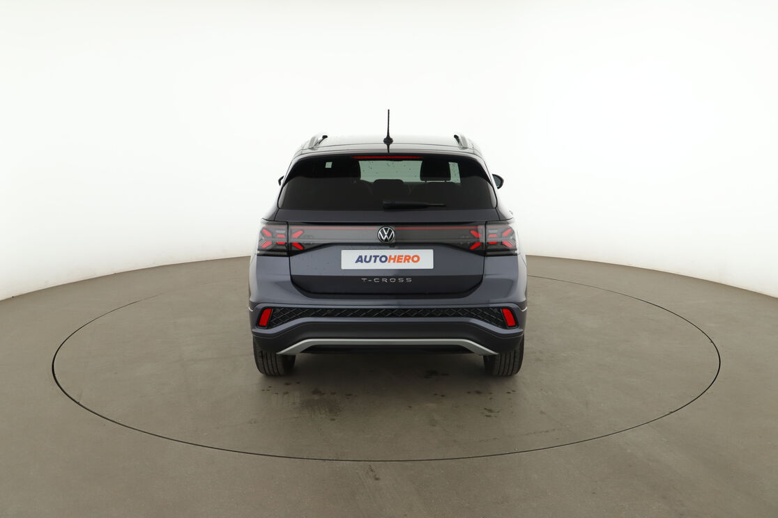 Volkswagen T-Cross 1.0 TSI R-Line DSG — photo 4