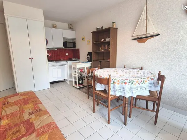 Studio 1 pièce 24 m²