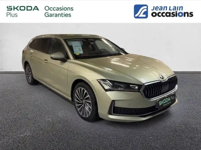 Skoda Superb combi 2.0 tdi 150 ch scr dsg7 — photo 42