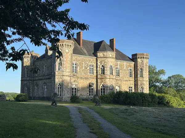 Vends château
