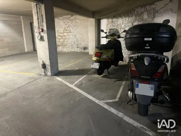 Parking 5 m²