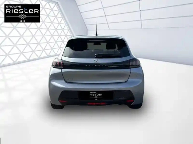 Peugeot 208 puretech 100 s&amp;s eat8 — photo 5