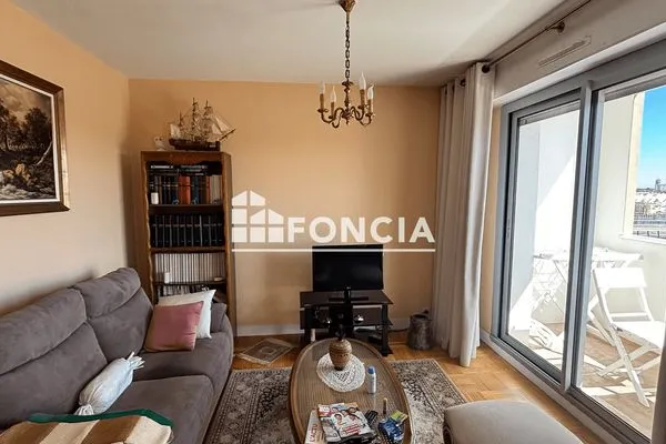 Appartement 4 pièces 81 m²