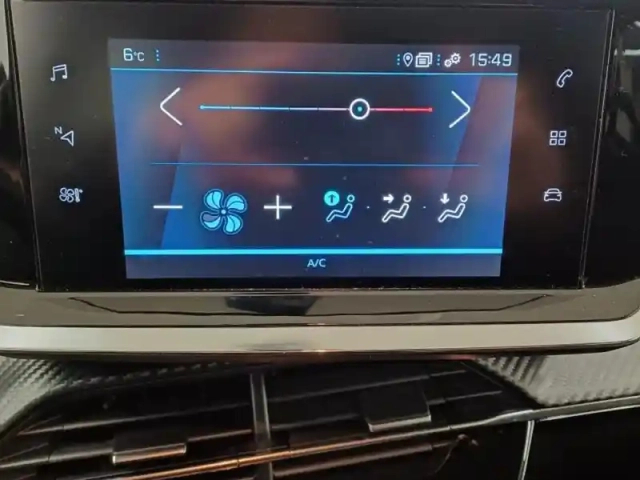 Peugeot 208 1.2 puretech 75ch s&amp;s style — photo 15