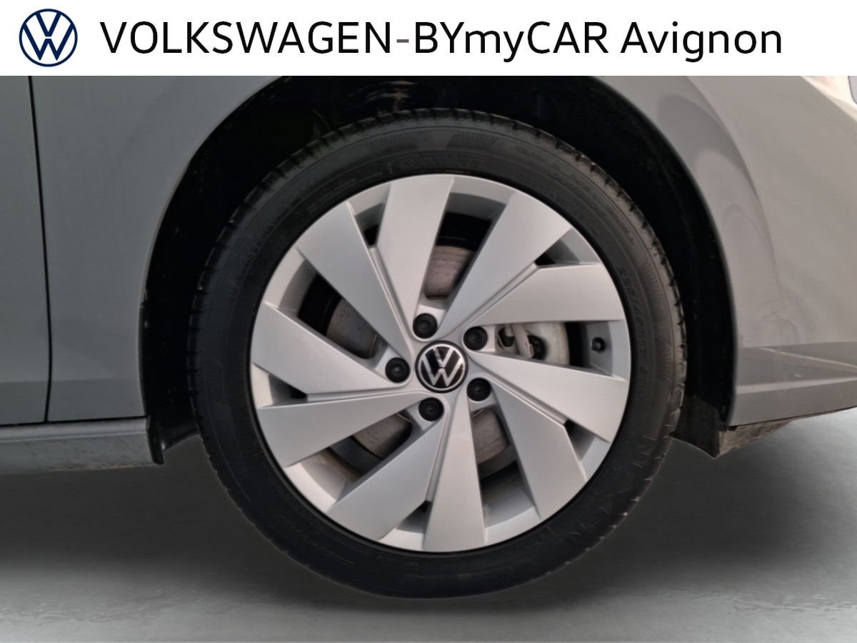 Volkswagen Golf 1.5 eHybrid 204 DSG6 — photo 12