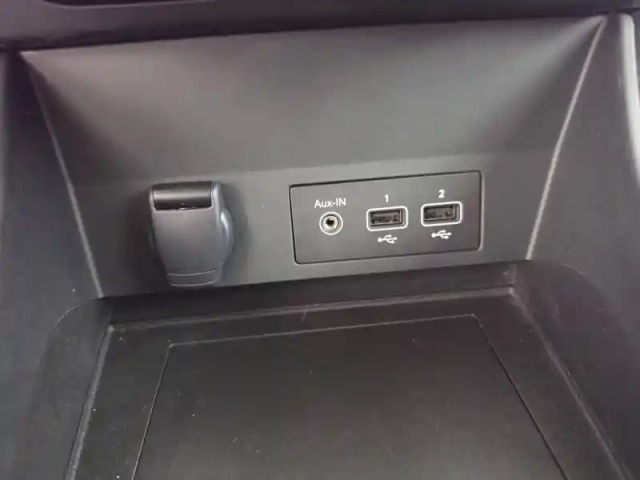 Renault Captur tce 90 — photo 118
