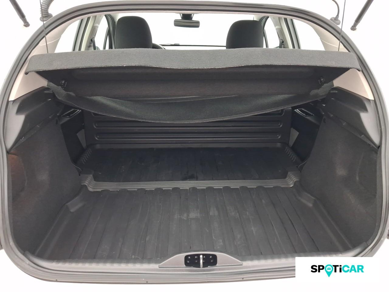 Citroën C3 1.5 bluehdi 100ch s&s bvm 6 feel nav — photo 6