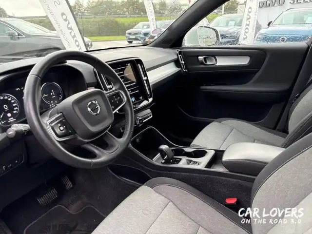 Volvo Xc40 t4 recharge 129+82 ch dct7 — photo 10