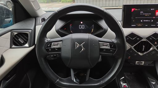 DS DS3 Crossback 1.2 PureTech 100 - So Chic – 2021 – 44655 km – Essence – Boîte Manuelle — photo 37
