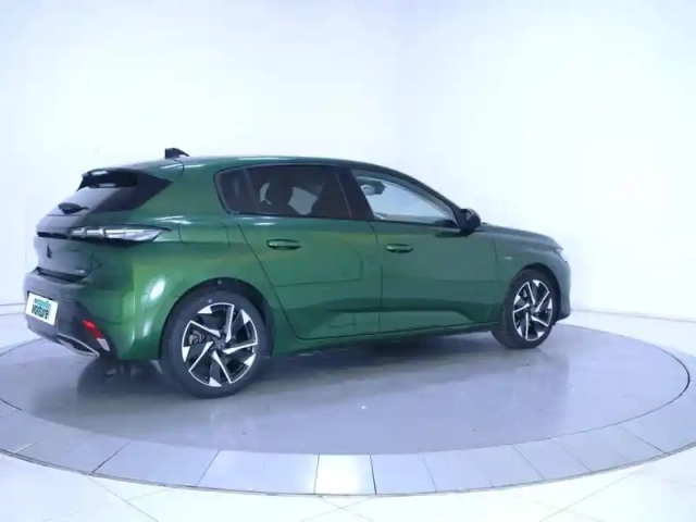 Peugeot 308 phev 180 e-eat8 — photo 5