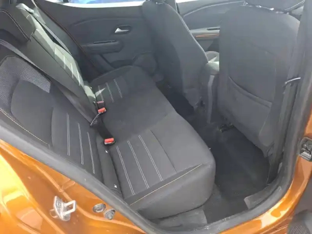 Dacia Sandero tce 90 - 22 — photo 12