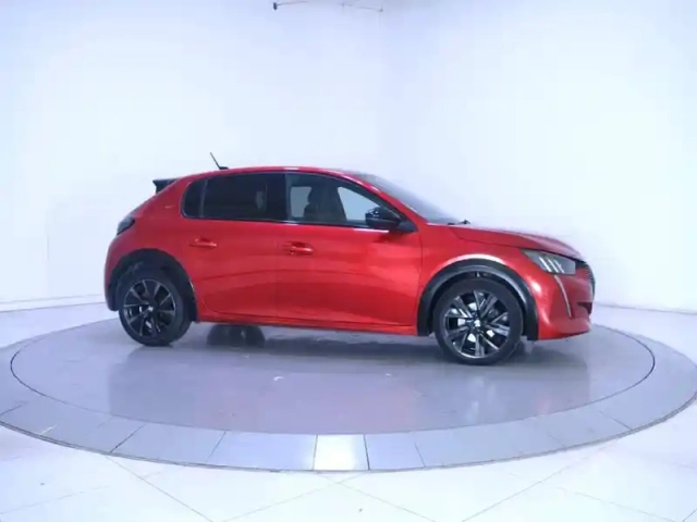 Peugeot 208 puretech 130 s&amp;s eat8 — photo 24