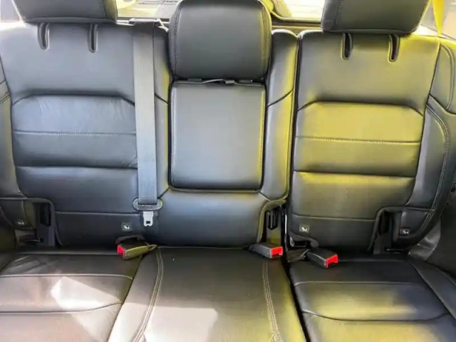 Jeep Wrangler 2.2 crdi 200 unlimited sahara — photo 25