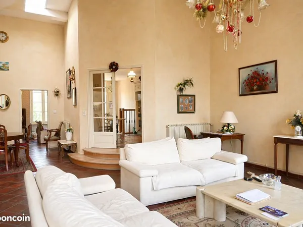 Appartement 3 pièces 111 m²