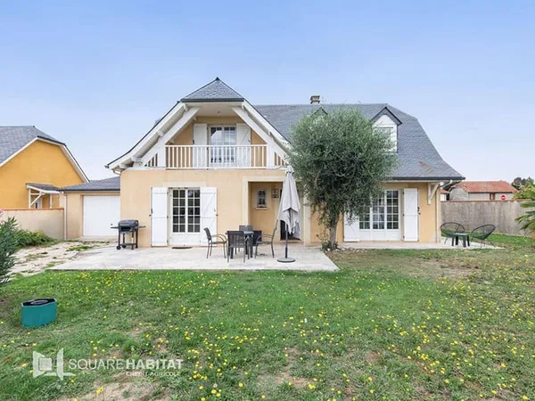 Maison 5 pièces 140 m²
