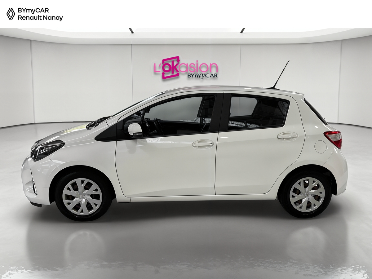 Toyota Yaris 70 VVT-i — photo 2