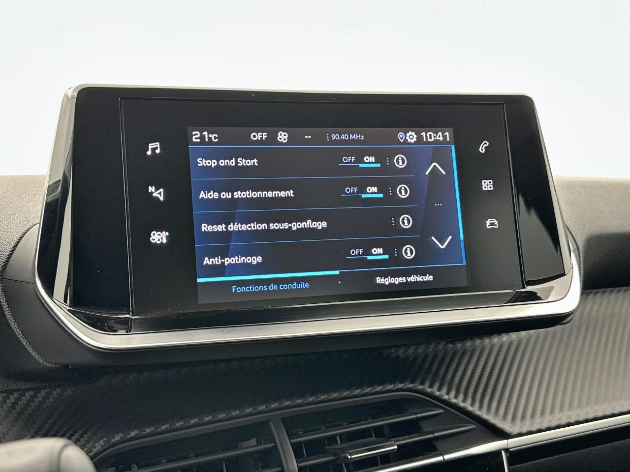 Peugeot 2008 puretech 100 s&s bvm6 allure pack — photo 24