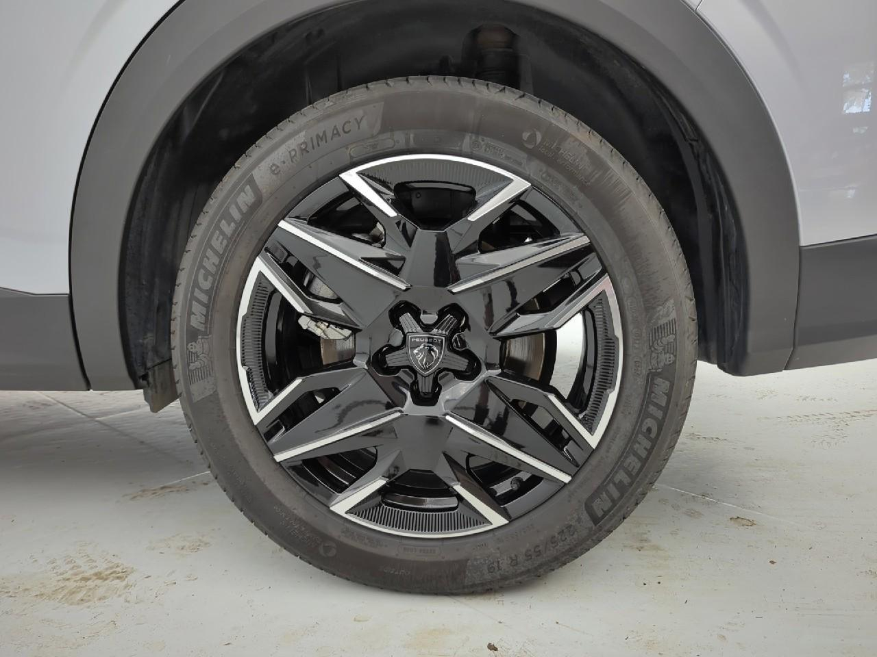 Peugeot 5008 hybrid 136 e-dcs6 allure — photo 11