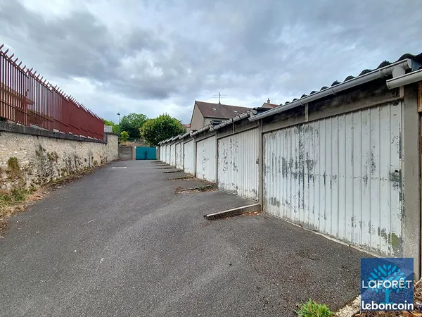 Parking/box 15 m² ETAMPES