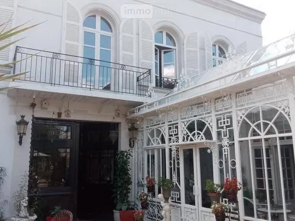 Maison 9 pièces 388 m²