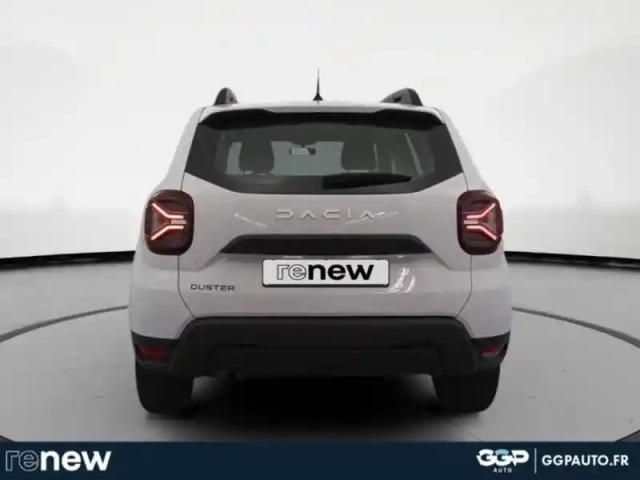 Dacia Duster 1.0 eco-g 100ch essentiel 4x2 — photo 4