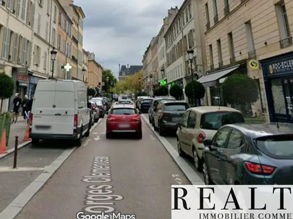 Local commercial 80 m²
