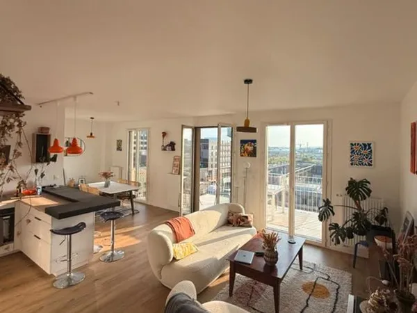 Appartement Meublé - 87m2 - Nantes Nouveau Quartier République