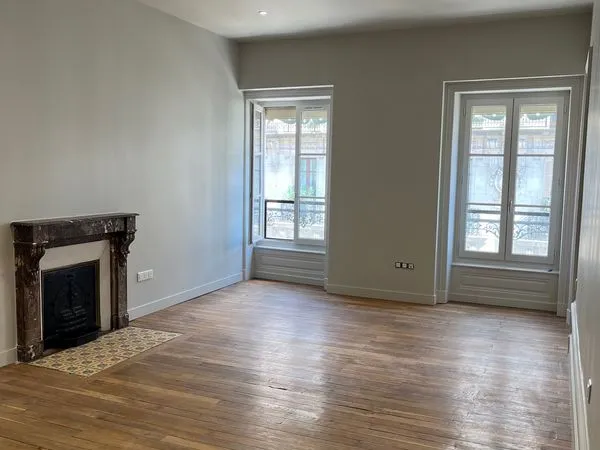 Grand appartement T4 de 100m2