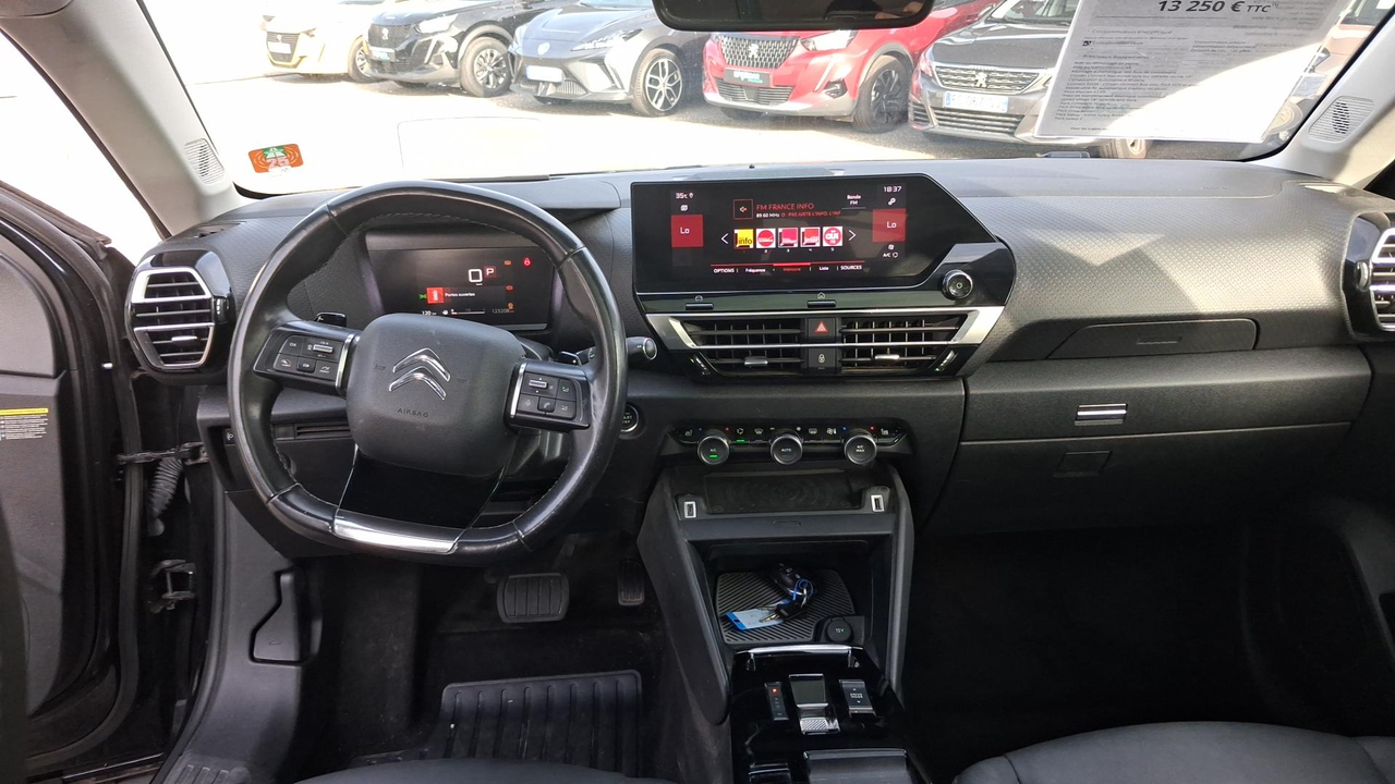 Citroen C4 BlueHDi 130 S&amp;S EAT8 — photo 9