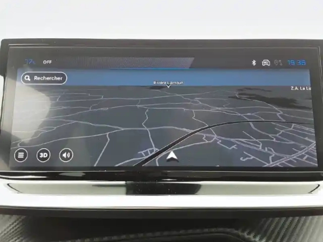 Peugeot 2008 hybrid 145 e-dcs6 — photo 21