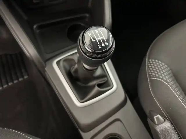 Dacia Duster eco-g 100 4x2 — photo 45