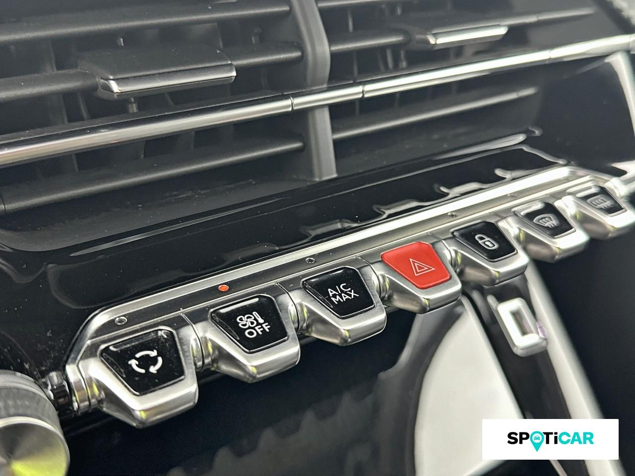 Peugeot 2008 1.2 puretech 130ch s&s allure pack eat8 — photo 15