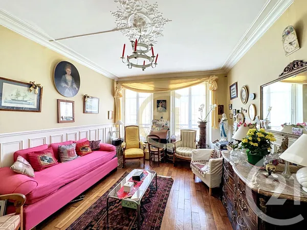 Appartement 7 pièces 86 m²
