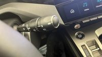 Peugeot 308 1.2 Hybrid 145ch Allure e-DCS6 — photo 24