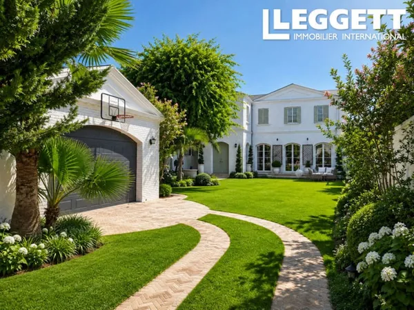 Villa Contemporaine de Prestige aux Inspirations Géorgiennes - Bordeaux - 300 m2
