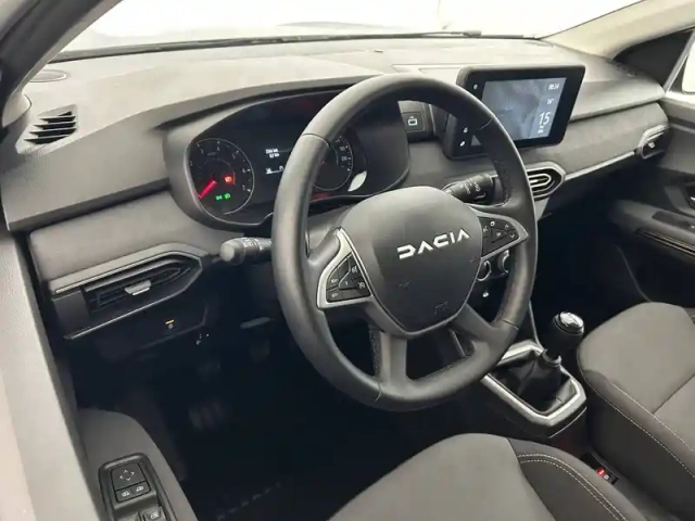 Dacia Jogger tce 110 7 places gsr2 — photo 19