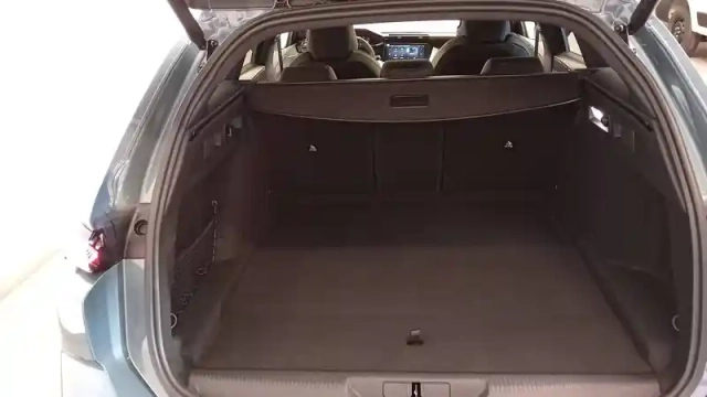 Peugeot 308 sw hybrid 145 e-dcs6 — photo 62