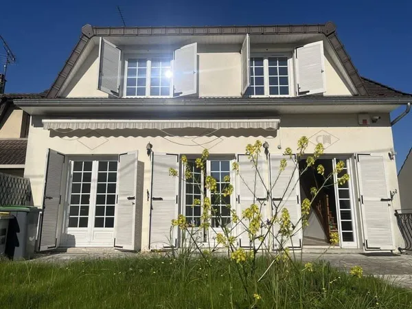 Maison 5 pièces 130 m²