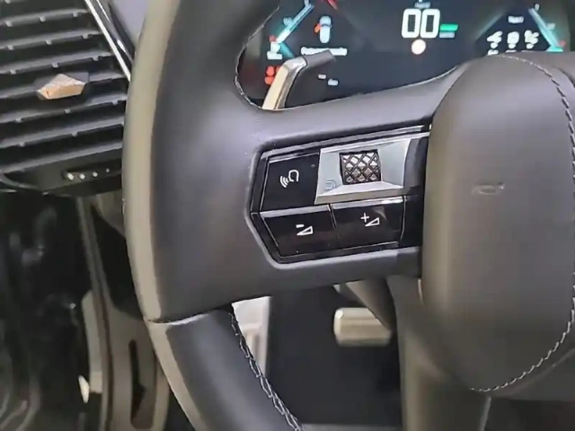 Ds Ds 7 ds7 crossback hybride e-tense 225 eat8 — photo 26