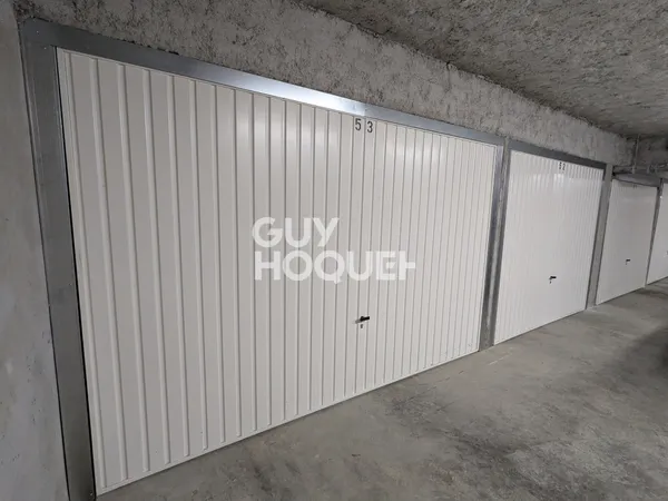 Stationnement Vente Rillieux-la-Pape   20000€