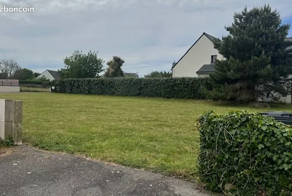Terrain constructible viabilisé 849 m² - proche bourg Plouharnel