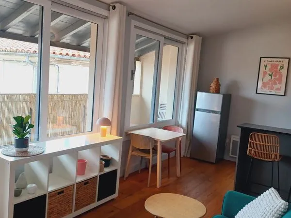Appartement T2 lumineux avec grande terrasse