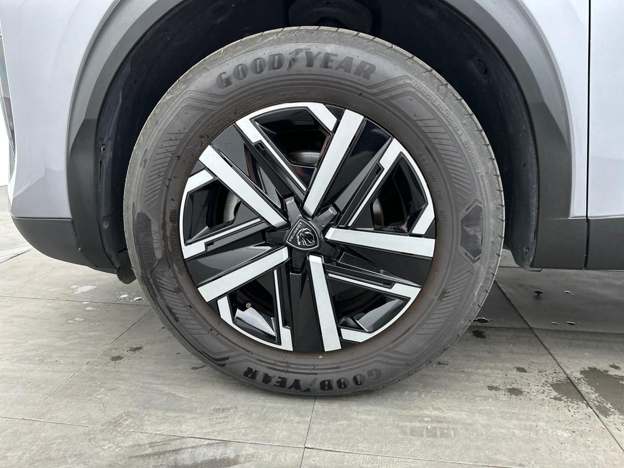 Peugeot 2008 100 s&s bvm6 style — photo 14